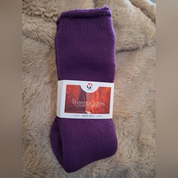 High Camp Thermal Purple Socks NWT - Picture 1 of 6